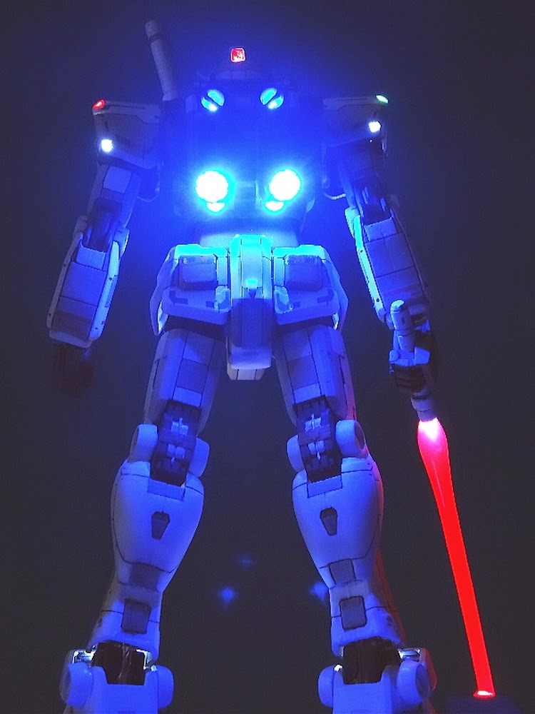 Custom Build: HG 1/144 RX-78-2 Gundam Ver. G30th With LED